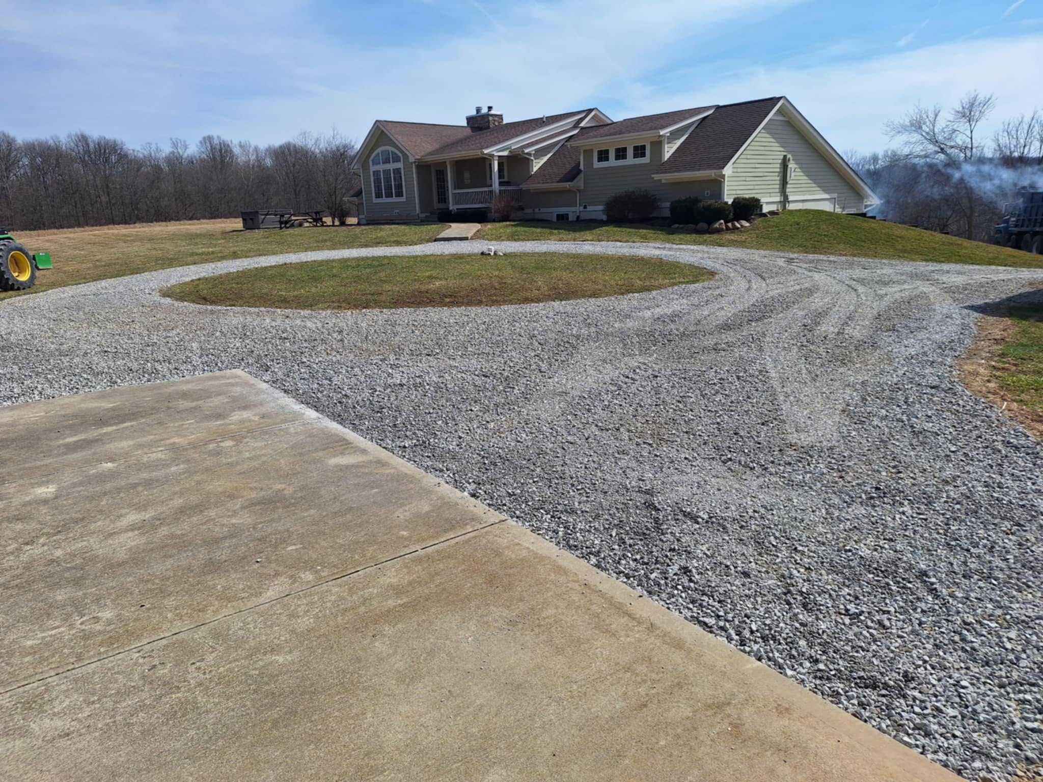 Finished gravel driveway, alternate view
